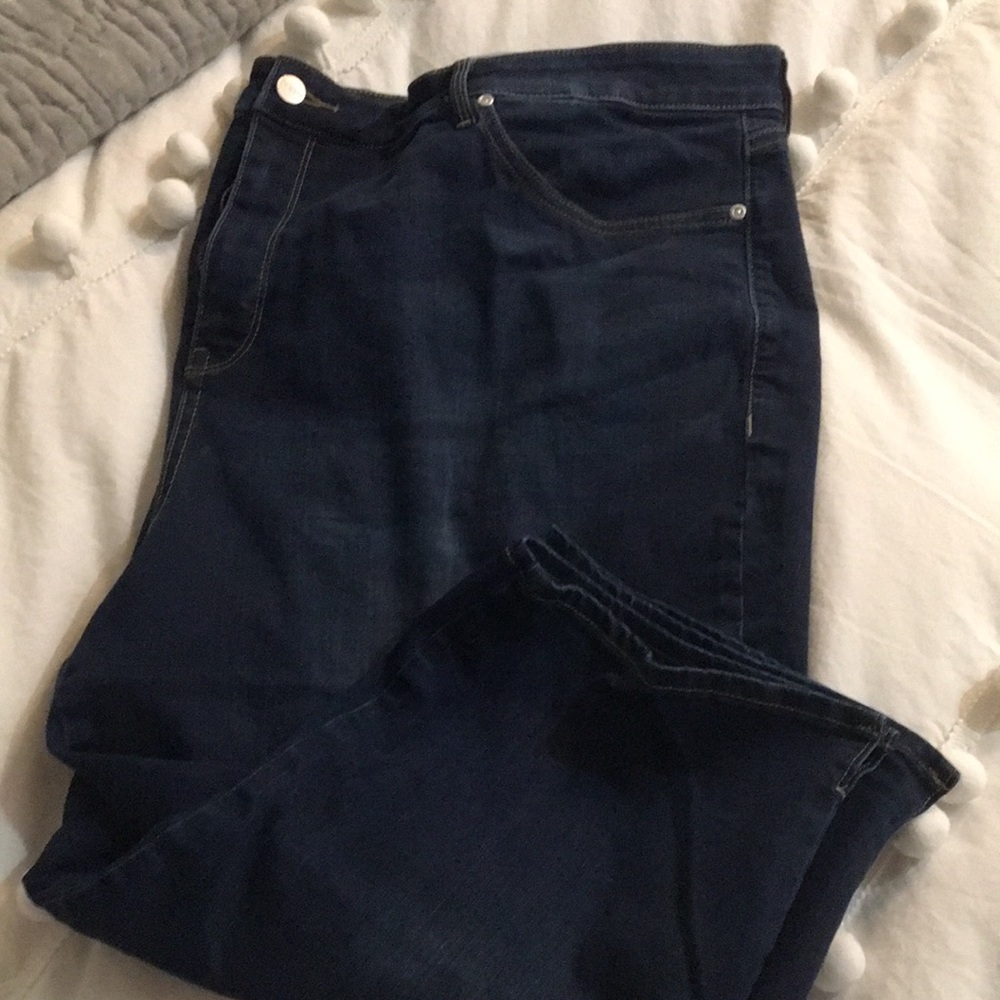 Plus size in NYDJ jean capris. Slim fit
